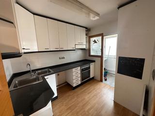Appartement  Avinguda de l'anselm de riu. Piso en singuerlín