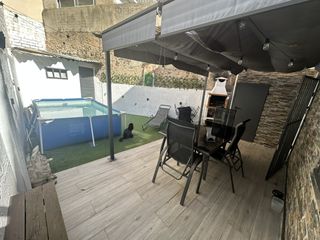 Casa  Passatge sant miquel. Casa en singuerlín