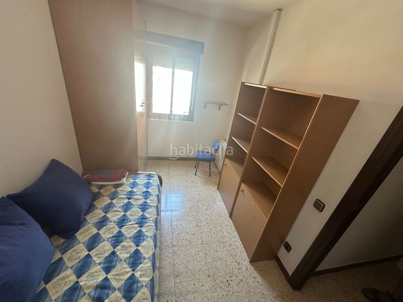 Foto c9ede855-1779-42e1-9f84-5380eb2a8fad. Piso pisazo en Singuerlín en Singuerlín Santa Coloma de Gramenet