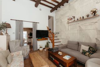 Casa en Ciutadella. Casa antigua en venta en ciutadella de menorca, con 234 m2, 4 ha