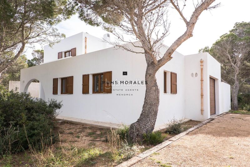 Foto 5fabaed2-8736-4361-843c-7e2ff7b45974. Xalet amb calefacció aparcament a Cala Morell Ciutadella de Menorca