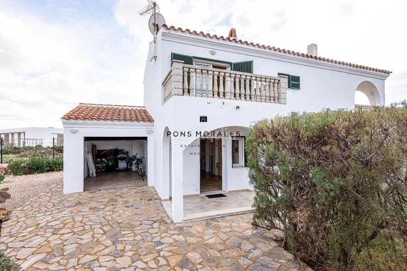 Foto 015f4770-b2e8-4329-9f75-438bab5a01e9. Xalet amb calefacció aparcament piscina a Cala en Blanes Ciutadella de Menorca