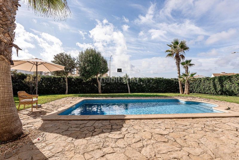 Foto 706220b8-6095-448c-ada4-f85d18b023c0. Xalet amb calefacció aparcament piscina a Cala en Blanes Ciutadella de Menorca