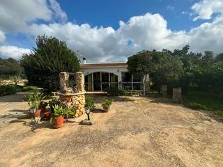 Masia  Caragol. Encantadora casa de campo en la zona rural de ciutadella