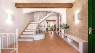 Casa  Castell rupit. Casa con encanto en proceso de reforma en el casco antiguo de ci