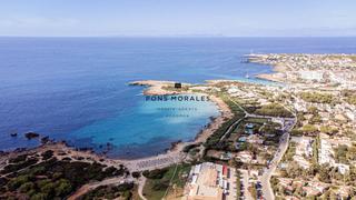 Terreny residencial  Son xoriguer. Parcela edificable en primera linea de mar