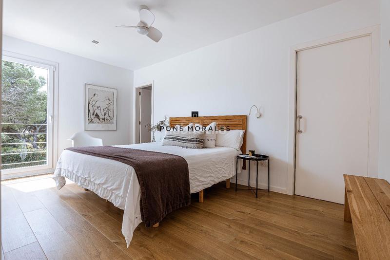 Foto 6e8a3db6-3b97-493a-bb50-1d45367a4e1e. Chalet precioso chalet moderno en Cala Morell en Cala Morell Ciutadella de Menorca