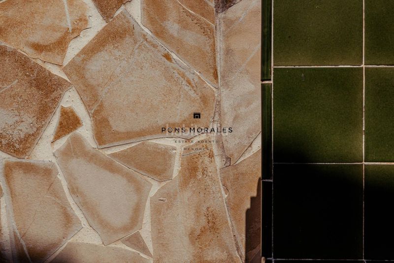 Foto 3a03fe75-d8e1-4512-8e2b-29de0893b1e7. Xalet amb calefacció piscina a Cala Blanca Ciutadella de Menorca