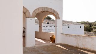 Masia  Cami de son saura. Finca en ciutadella, en el corazn de la historia de menorca