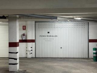 Aparcament cotxe a Ciutadella. Amplio parking cerrado de 65 m en ciutadella de menorca