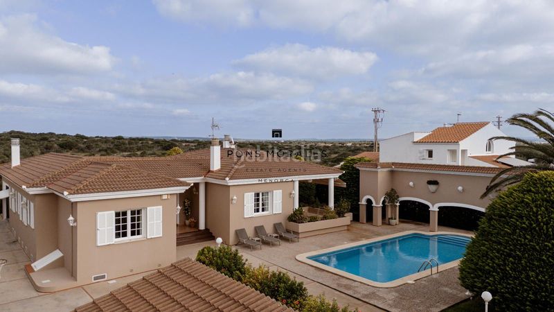 Foto 14057cb4-4e30-4a94-ba0d-e434a4f52c93. Xalet amb calefacció aparcament piscina a Cala en Blanes Ciutadella de Menorca