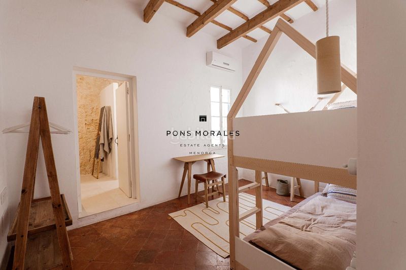 Foto bbbdcfa3-a1b6-4bd3-b616-b924042fd445. Casa amb calefacció a Ciutadella Ciutadella de Menorca