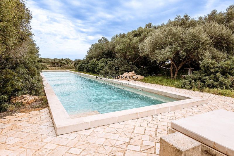 Foto 1818fb66-e586-4666-9b0f-aa16f01038fb. Masia amb calefacció piscina a Cala Blanca Ciutadella de Menorca