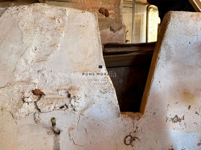 Foto d90cef80-a9fc-4e33-86b9-516bc573e00e. Masia amb calefacció piscina a Cala Blanca Ciutadella de Menorca