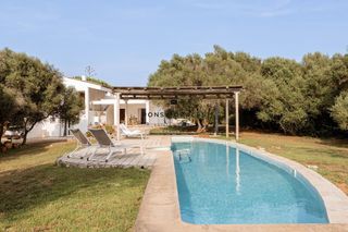 Masia a Cala d´En Bosch-Serpentona
