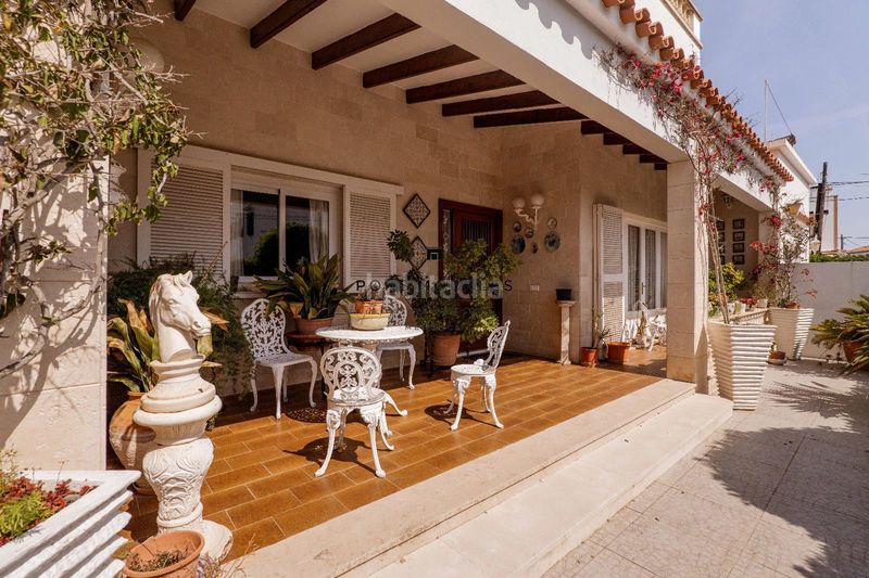 Foto 681cf80b-e958-41ab-a327-0b637ac9db00. Casa adossada amb calefacció aparcament a Ciutadella Ciutadella de Menorca