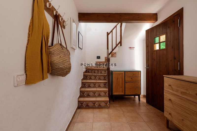 Foto a67e11cc-fdae-4110-b396-1e8df654ccd2. Casa adossada amb calefacció a Cala Blanca Ciutadella de Menorca