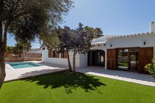 Xalet a Cala d´En Bosch-Serpentona
