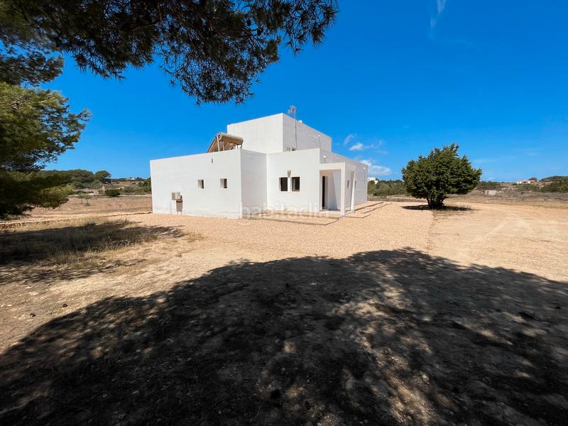 Foto 2c116ce2-8574-40aa-b518-719942260407. Chalet casa en construccion al 90 % con posibilidad de ampliación en Formentera