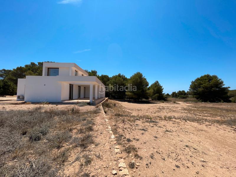 Foto 490f4e78-80e4-4c46-b6a1-92a2efb6dd77. Chalet casa en construccion al 90 % con posibilidad de ampliación en Formentera