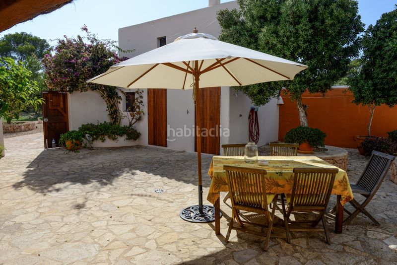 Foto c6841bcb-6e6c-4c8d-910a-063e0ce3d165. Xalet amb xemeneia calefacció a Formentera