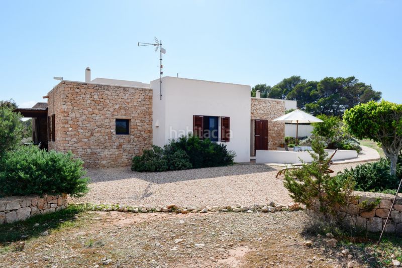 Foto e4fb0bd2-ca00-4619-99cd-fa5baf2aed15. Xalet amb xemeneia calefacció a Formentera