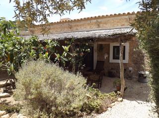 Masía en Formentera. Casa payesa y apartamento con licencia turistica