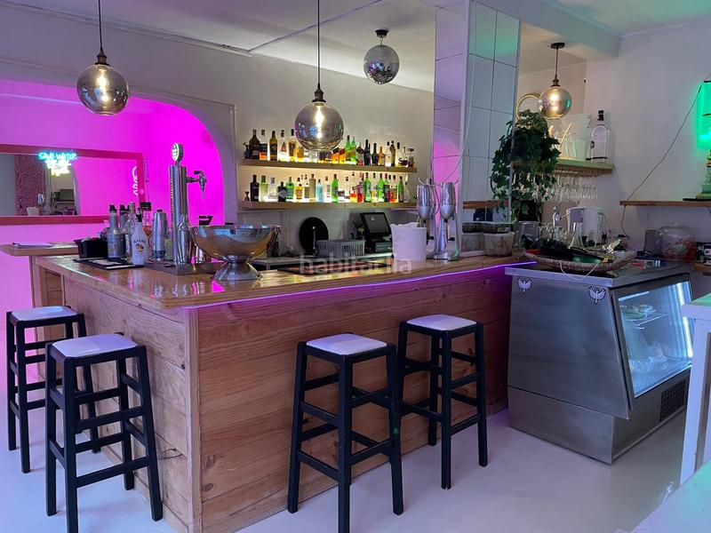 Foto fd6d57b5-9d0b-41e3-b47f-b27101177919. Local comercial bar de copas en es pujols en Formentera