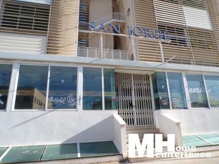Local Comercial a Ojos negros 81. Oportunidad!!
