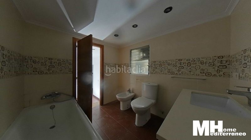 Foto 6ce3b6a4-3ffd-42da-ac9b-d7551c3460cf. Casa adosada oportunidad !! en Artana