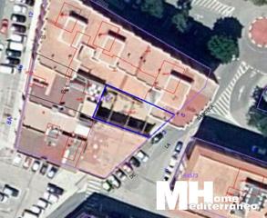 Terreny residencial a Centro. Oportunidad!!