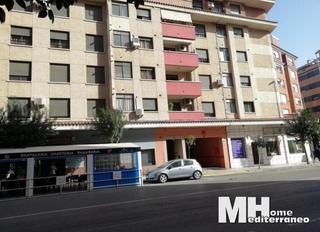 Aparcament cotxe a Riu ebre 13. Oportunidad !!
