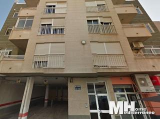 Aparcament cotxe a Santa caterina 60. Oportunidad !!