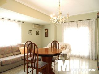 Etagenwohnung  Reina doña juana. Oportunidad !!