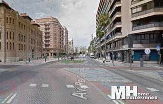 Bureau à Rey don jaime 74. Oportunidad !!