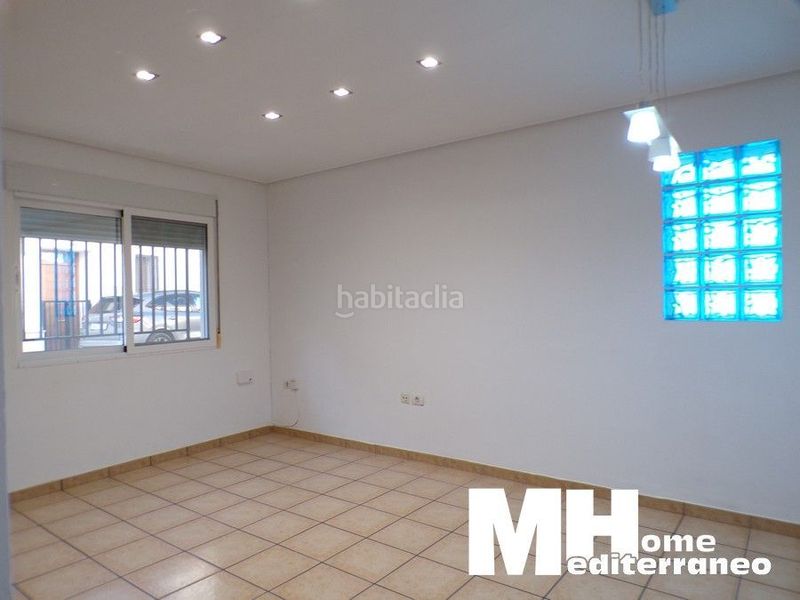 Foto ceb08aaf-0d70-4257-82d7-d40f944315f4. Casa adossada amb calefacció a Quart de les Valls