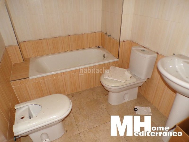 Foto 512088ea-e296-47a3-a6fb-d9440527c0aa. Pis a colón 18 a Almenara
