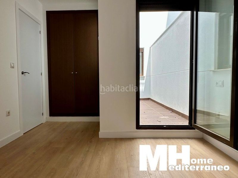 Foto 81ad3875-2784-41e0-a2ac-b35d1ff43edb. Pis a mare de deu del miracle 41 a Rafelbunyol