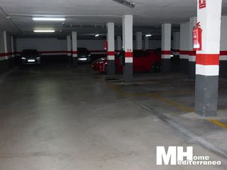 Aparcament cotxe a CL HERNAN CORTES 25