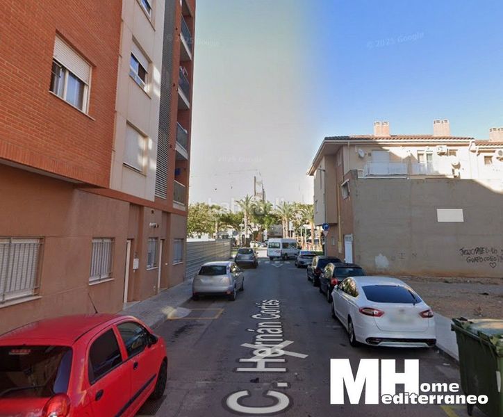 Foto a96bfc3d-3f99-4943-b65d-37ae1021fb77. Aparcament cotxe a cl hernan cortes 25 a Centro Almazora / Almassora