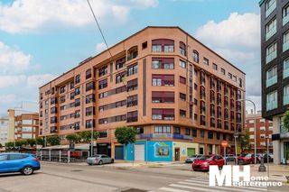Office space in Av francia 81. Oportunidad !!
