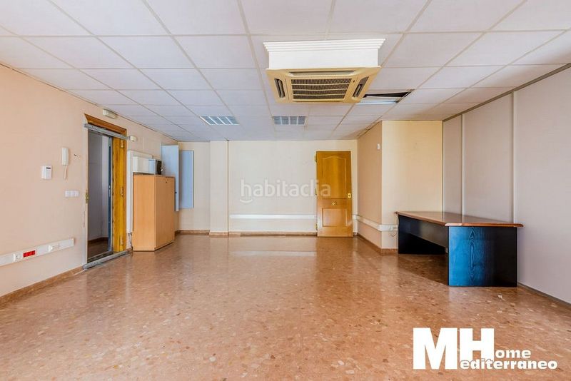 Foto bb1039ce-d09c-4971-a33b-2b7f1fe3e601. Oficina a av francia 81 a Piscinas Villarreal / Vila - real