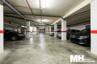 Parking voiture  Rd glories valencianes 19. Oportunidad !!