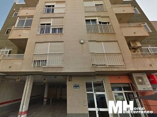 Aparcament cotxe a Cl santa caterina 60. Oportunidad !!