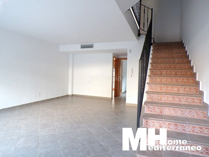 Foto 21a9f7d7-b1ec-4ce1-80d4-c5073113392e. Casa adossada a Gilet