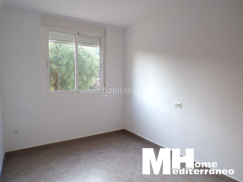 Foto 51f352dd-f60b-45de-b230-ea816e8f2763. Casa adossada a Gilet