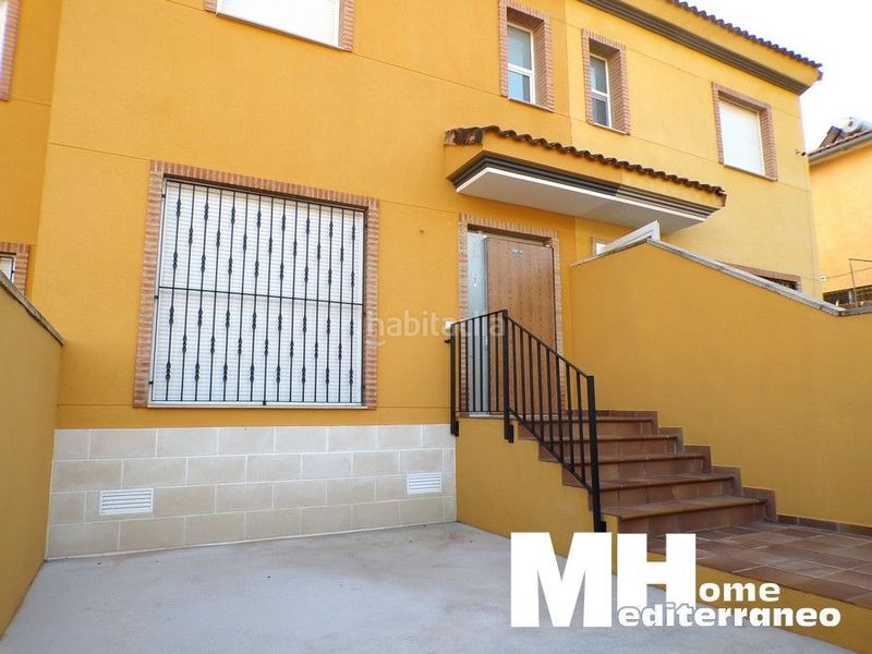 Foto 8ee438af-2216-4ad1-b334-3a25e80ea75b. Casa adossada a Gilet