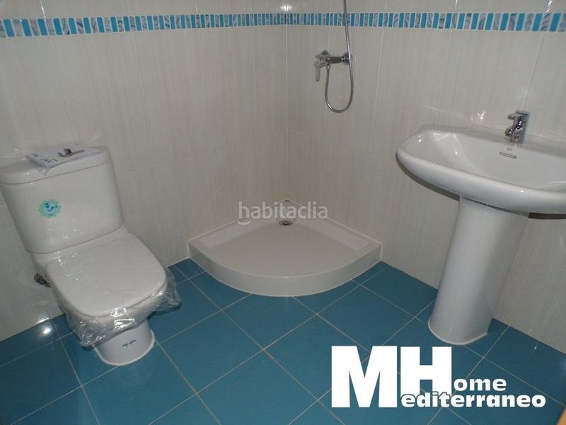 Foto bb7c712b-eb1d-458f-b387-ed1647d950e2. Casa adossada a Gilet