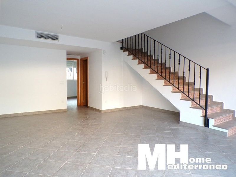 Foto bc1c69e1-5327-4db1-812f-6f1c14db2bbf. Casa adossada a Gilet