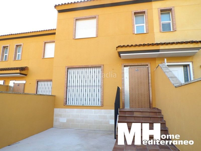 Foto fe5a99be-d28b-43ad-b5e7-7e0f0a1ceb7f. Casa adossada a Gilet